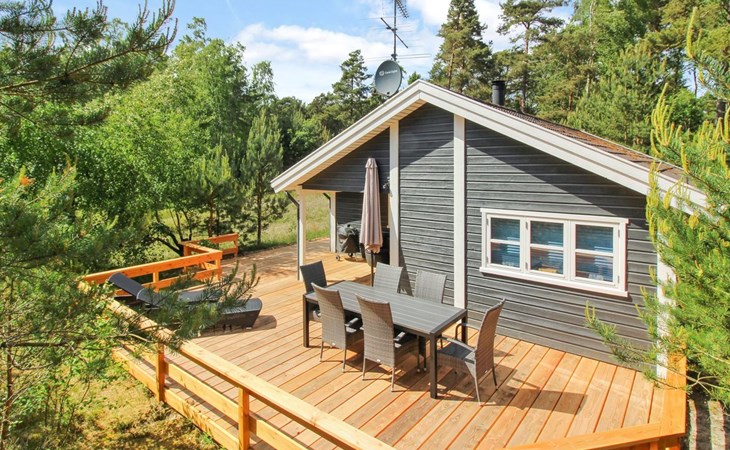 „Hallgerd“ – 800 m vom Meer entfernt in Bornholm 1