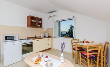 Stunning apartment in Gruda with WiFi 3