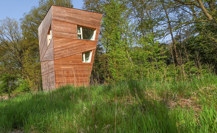 Buitenplaats Koningsweg 70, Follie „BAT” 1