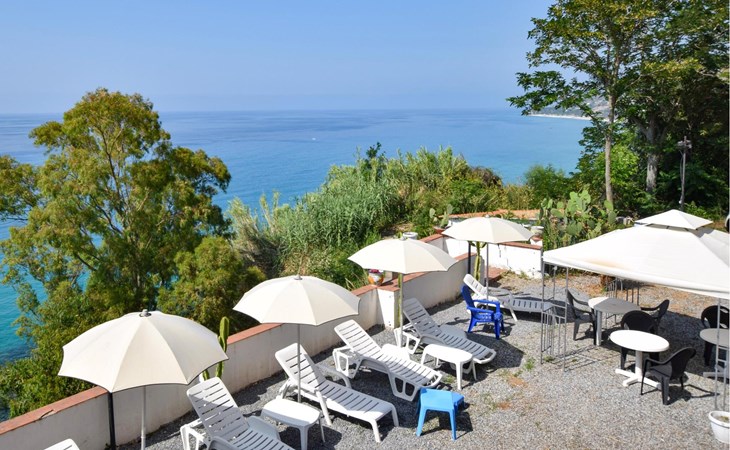 Pet friendly apartment in Parghelia 1