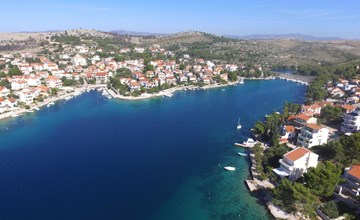 Villa Felicita für 12 Personen in Zaboric 3