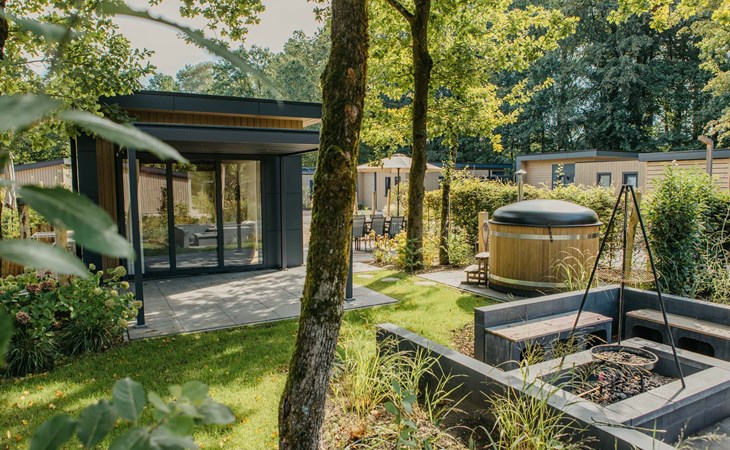 Cannenburch Deluxe mit Hottub | 5 Personen 1