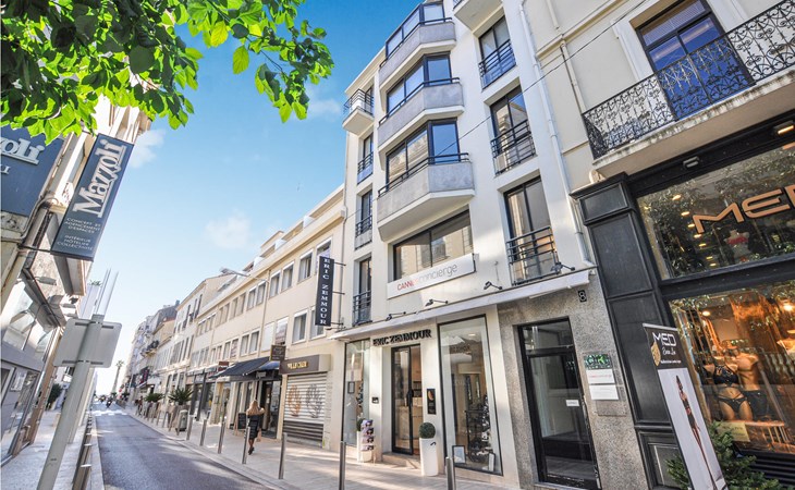 1 bedroom amazing apartment in Cannes 1