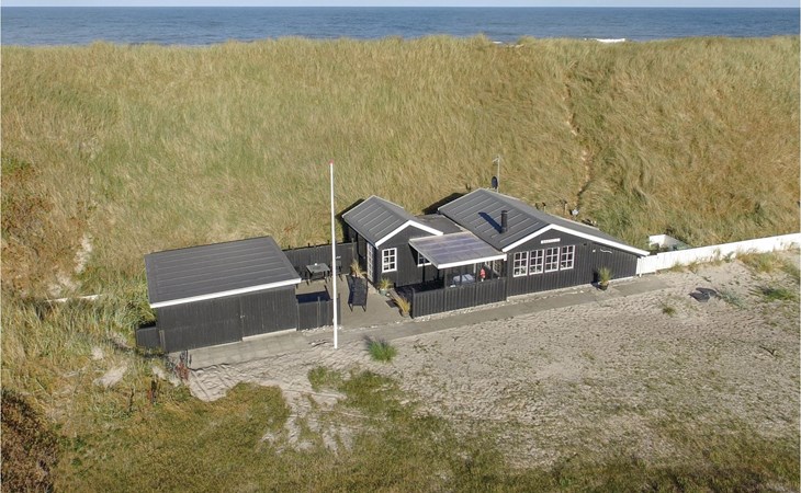 Amazing home in Ulfborg with kitchen 1