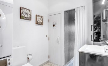 "Estella" - 900m from the sea 2