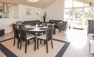 Beautiful home in Haderslev with WiFi 2