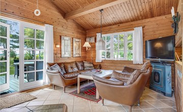 3 bedroom gorgeous home in Jerup 2