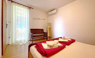 Wohnung in Baška mit Eigener Terrasse 3