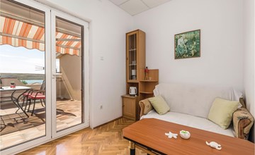 Beautiful apartment in Dinjiska 3