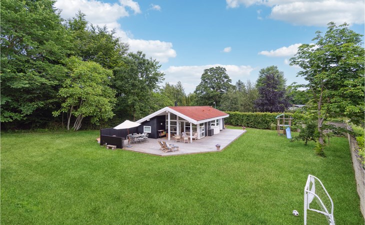 Nice home in Hornbæk with WiFi 1