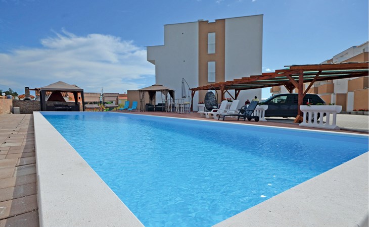 Gorgeous apartment in Nin with swimming pool 1