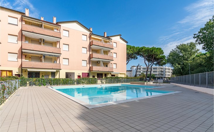 Acquamarina 8 1