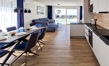 Luxuriöses Haus in Mandre mit privatem Swimmingpool, der sowohl drinnen als. 2