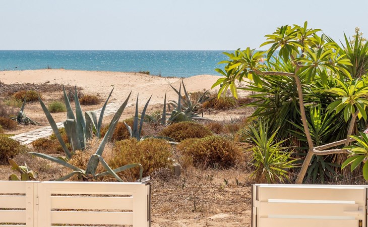 Amarillis, Wohnung am Strand 1