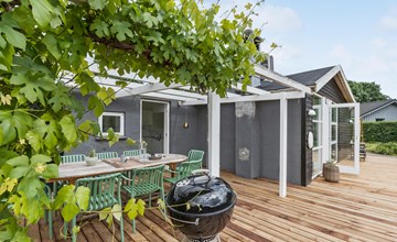 Lovely home in Knebel with kitchen 2