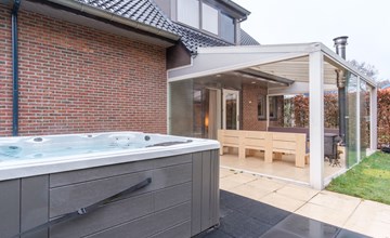 Familiehuis Rheeze met Jacuzzi 3