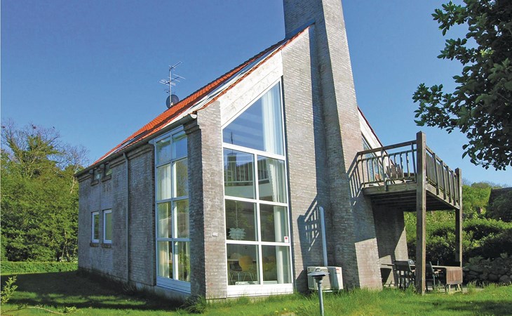 4 bedroom beautiful home in Svaneke 1