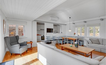 Beautiful home in Ebeltoft with kitchen 3