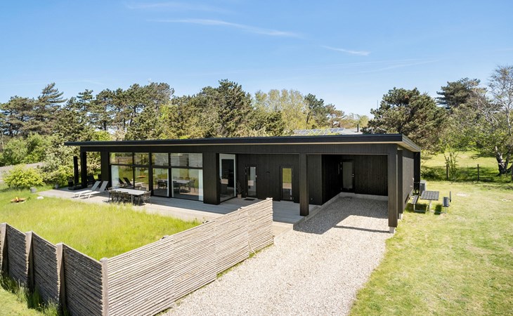 4 bedroom cozy home in Sjællands Odde 1