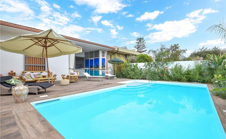 Lovely home in Marina di Modica 1