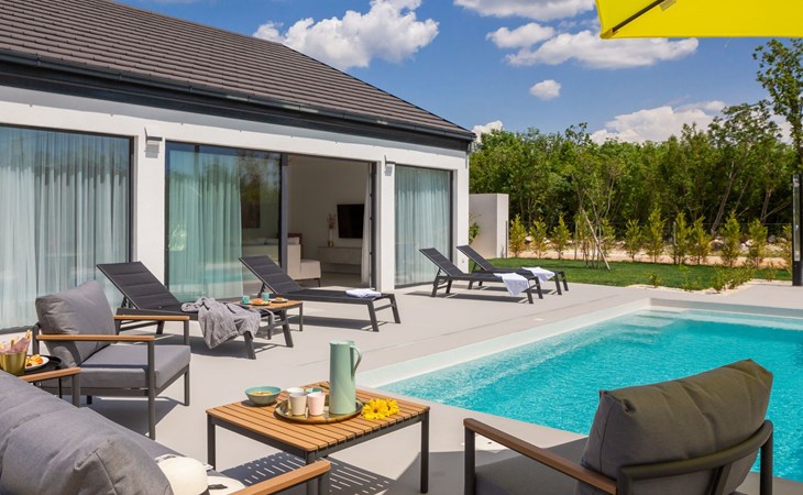 Villa Le in Oklaj 1