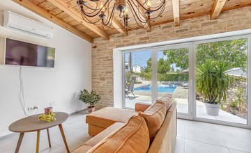 3 bedroom beautiful home in Kanfanar 3