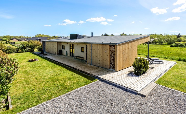 2 bedroom amazing home in Vinderup 1