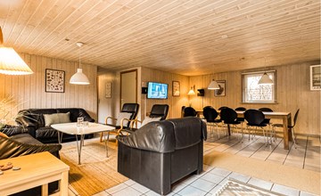 Amazing home in Ringkøbing with kitchen 2