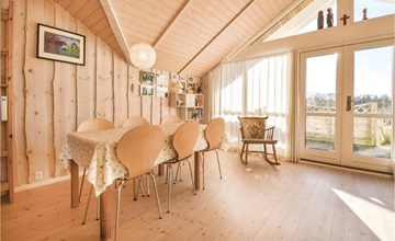 2 bedroom awesome home in Hovborg 3