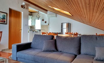 mit Terrasse für 9 Personen 3