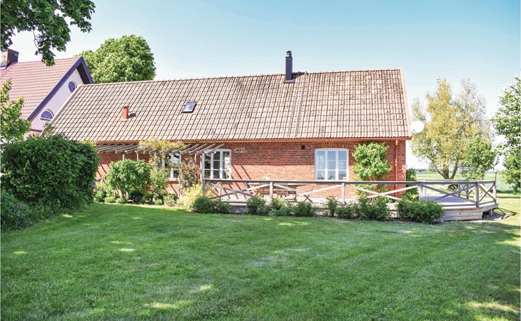 Cozy home in Gärsnäs with WiFi 1