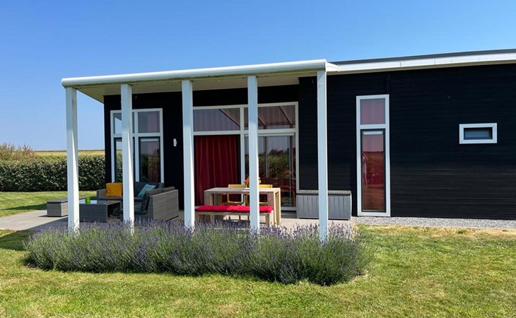 4-person bungalow in Wemeldinge - Water Resort Oosterschelde 1