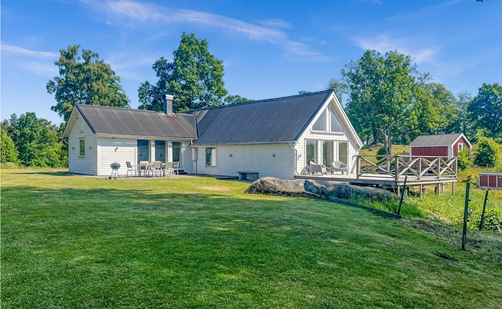 2 bedroom amazing home in Gislaved 1