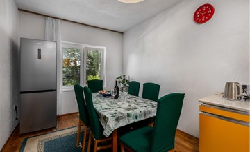 Gorgeous apartment in Jadranovo 3