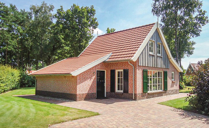 3 bedroom nice home in Hoge Hexel 1