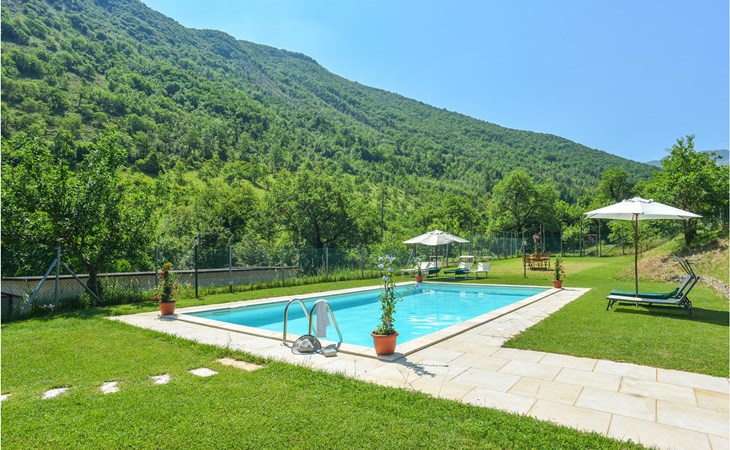 Amazing home in Cagli 1
