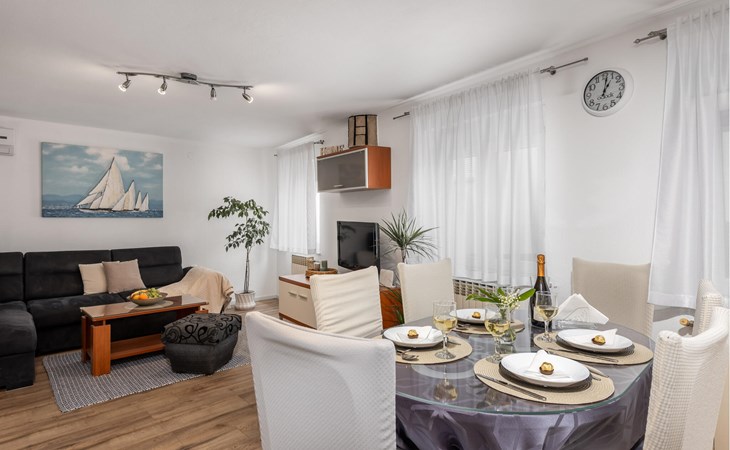 Cozy home in Selce with WiFi 1