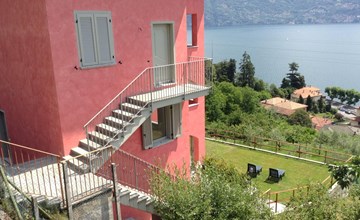 mit Terrasse und tollem See- und Bergblick 3
