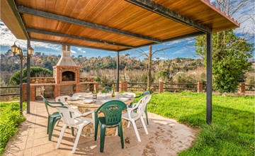 4 bedroom nice home in Riells i Viabrea 3