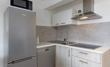 Moderne Wohnung in Crikvenica mit Pool 2