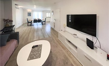 Amazing home in Grubine with WiFi 3
