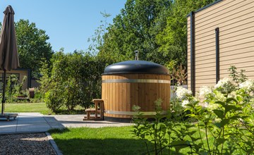 Essenburgh Comfort with Hot Tub | 6 persons 2