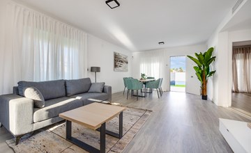Awesome home in TORREVIEJA with private swimming pool, can be inside or outside 3