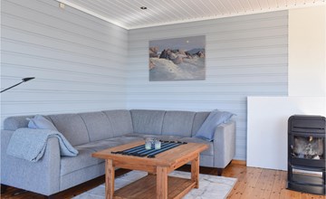 Nice home in Lindesnes with kitchen 3