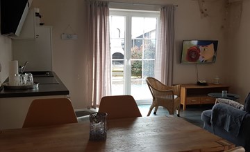 Gemütliches Schwedenhäuschen mit Terrasse 2