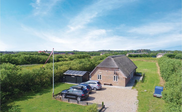 Beautiful home in Ulfborg with WiFi 1