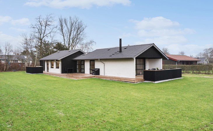 Stunning home in Tarm with WiFi 1