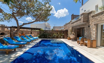 Paradisos für 14 Personen und 4 Kinder 2