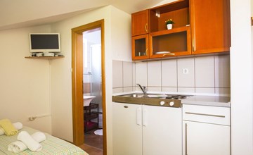 Buka Calm VII' Studio 3