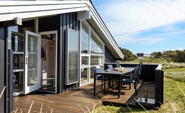 Amazing home in Hirtshals with sauna 2